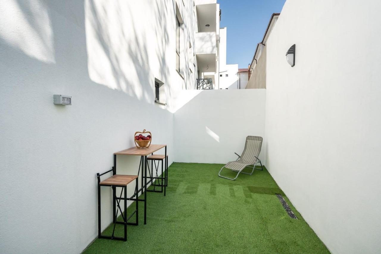 Central Apartment Diamond Bucarest Extérieur photo